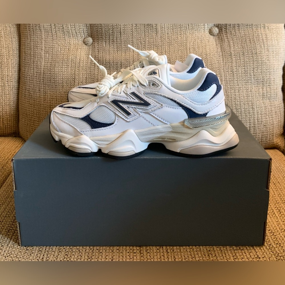 New Balance 9060 White Navy U9060VNB - Women’s Size 6 US - Sea Salt Shoes NEW - Picture 3 of 11